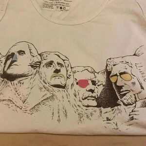 Hozell Mount Rushmore tank top